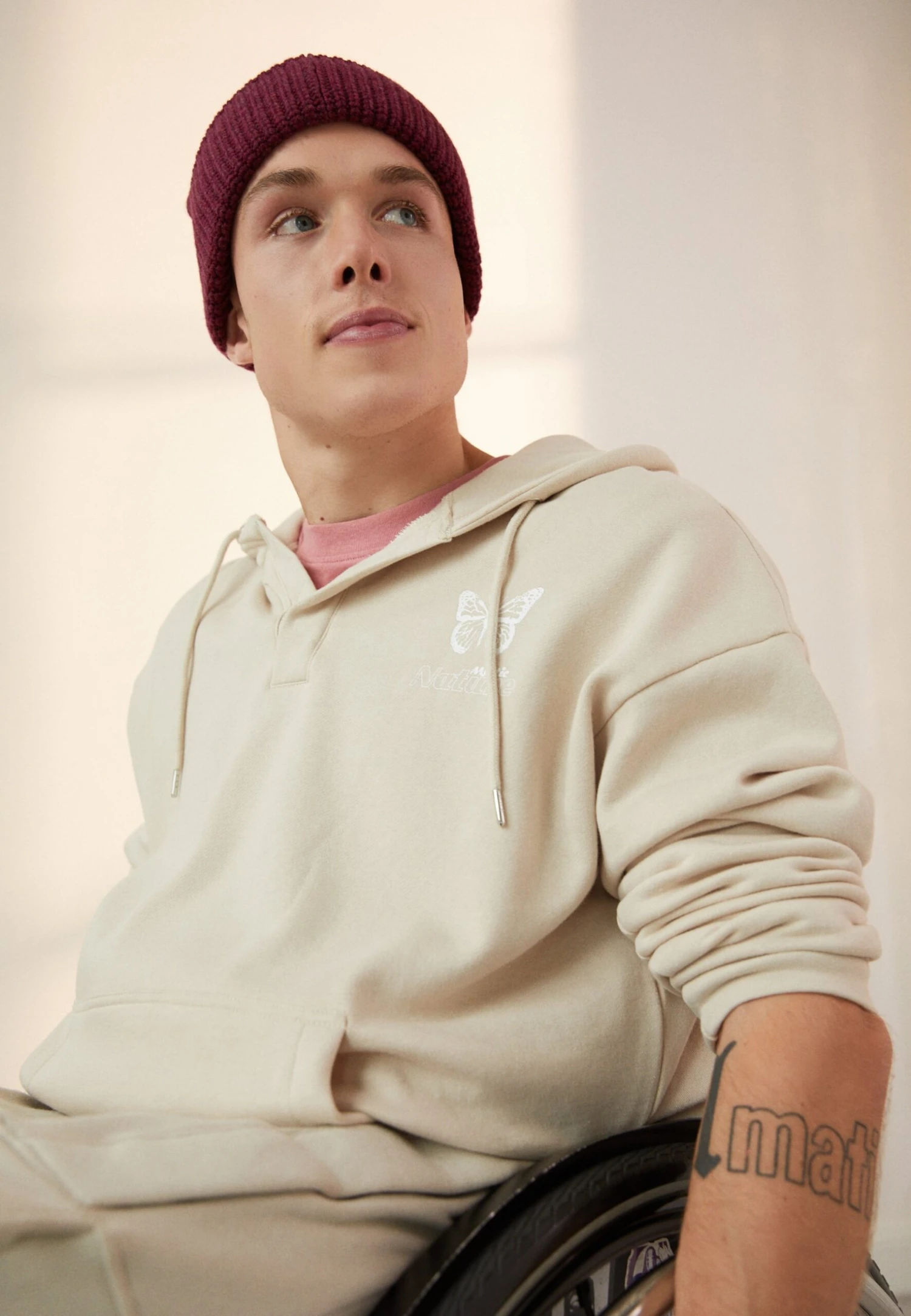 YOURTURN Unisex - Sweatshirt - Beige 1 YOURTURN Unisex - Sweatshirt - Beige