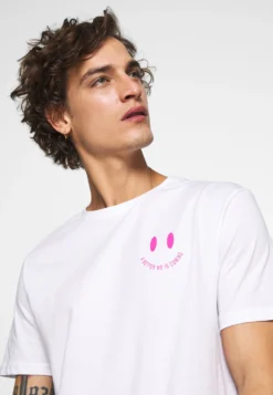 YOURTURN T-Shirt Imprimé - White -Yourturn Soldes Magasin 03ad498009f341568db55508455c21bb scaled