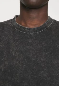 YOURTURN 2 Pack Unisex - T-Shirt Basique - Black/Olive -Yourturn Soldes Magasin 05faf3e17cbb4dbf847741db59c8666f scaled