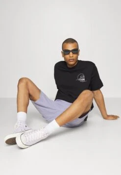 YOURTURN Tee Unisex - T-Shirt Imprimé - Black -Yourturn Soldes Magasin 0d6f1b38b45041f1a42daa9fd0f0149a scaled