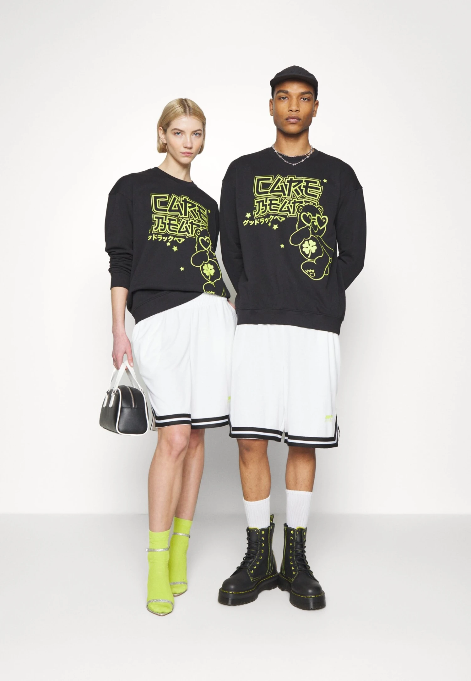 YOURTURN Unisex - Short - White 2 YOURTURN Unisex - Short - White – Image 2