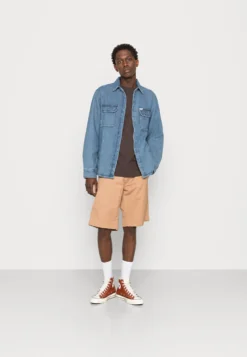 YOURTURN Nostalgia Future Tee Unisex - T-Shirt Imprimé - Brown -Yourturn Soldes Magasin 14423981689a49cb9282dd80bc79d7c9 scaled