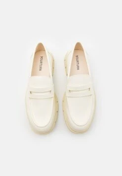 YOURTURN Mocassins - White -Yourturn Soldes Magasin 159e0782438045f6aa6f1342ffc02718 scaled