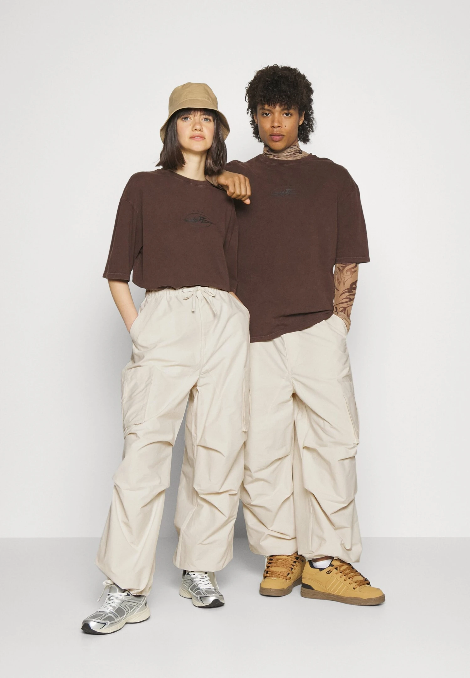 YOURTURN Unisex - Pantalon Cargo - White 2 YOURTURN Unisex - Pantalon Cargo - White – Image 2