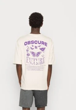 YOURTURN Nostalgia Future Tee Unisex - T-Shirt Imprimé - Grey -Yourturn Soldes Magasin 25d52fe8e87745ada730c3e23ab9c79d scaled