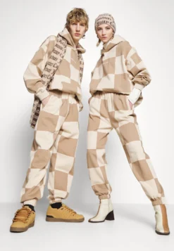 YOURTURN Unisex - Pantalon De Survêtement - Beige -Yourturn Soldes Magasin 2f48d23f3312422db61e596429ac6121 scaled