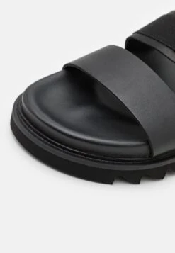 YOURTURN Unisex - Sandales - Black -Yourturn Soldes Magasin 3072e5cab4ef4153b3cfbe3a9d4f4078 scaled