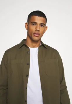 YOURTURN T-Shirt Imprimé - White -Yourturn Soldes Magasin 497a0d3524df4bafb4dd18a79989a220 scaled