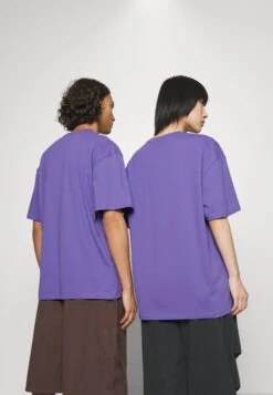 YOURTURN Unisex - T-Shirt Imprimé - Purple -Yourturn Soldes Magasin 5105eba818944f71be5b0fa9572b593e scaled