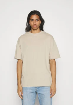 YOURTURN 3Pack Unisex - T-Shirt Basique - Olive, Beige, Dark Blue -Yourturn Soldes Magasin 5387657ce4b34deabe0013ccbc89cf55 scaled