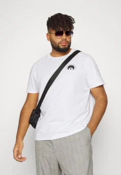 YOURTURN Eye Moon Tee Unisex - T-Shirt Imprimé - White -Yourturn Soldes Magasin 5aebab7b974b464badfe7a62236caf52 scaled