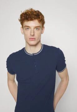 YOURTURN Unisex - T-Shirt Basique - Dark Blue -Yourturn Soldes Magasin 6cd288a29dea4a3faf52bf76cc63082a scaled