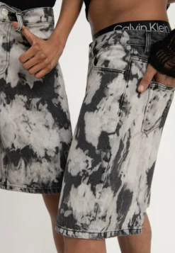 YOURTURN Unisex - Short En Jean - Black Denim -Yourturn Soldes Magasin 6f57c0c64b7d40299b512707a370f88a scaled