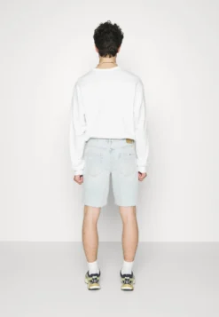 YOURTURN Unisex - Short En Jean - Light Blue Denim -Yourturn Soldes Magasin 74b52357232d4f5890555006a7ec0619 scaled