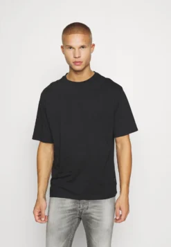 YOURTURN 3Pack Unisex - T-Shirt Basique - Black/Light Grey/White -Yourturn Soldes Magasin 76f994e7e7714f4085930e4b5895b675 scaled