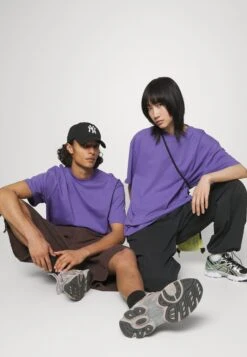 YOURTURN Unisex - T-Shirt Imprimé - Purple -Yourturn Soldes Magasin 817ade8a49b442e7b9a54a36875651c0 scaled