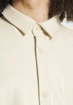 YOURTURN Unisex - Veste En Similicuir - Beige 9 YOURTURN Unisex - Veste En Similicuir - Beige -Yourturn Soldes Magasin a32ba3b97fb84e7fae95b9c061124838 scaled