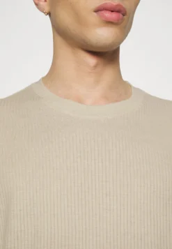 YOURTURN Unisex 2 Pack - T-Shirt Basique - Offwhite/Light Green -Yourturn Soldes Magasin aeef80ff897e4d48aa7fe8a1ebe12a9c scaled