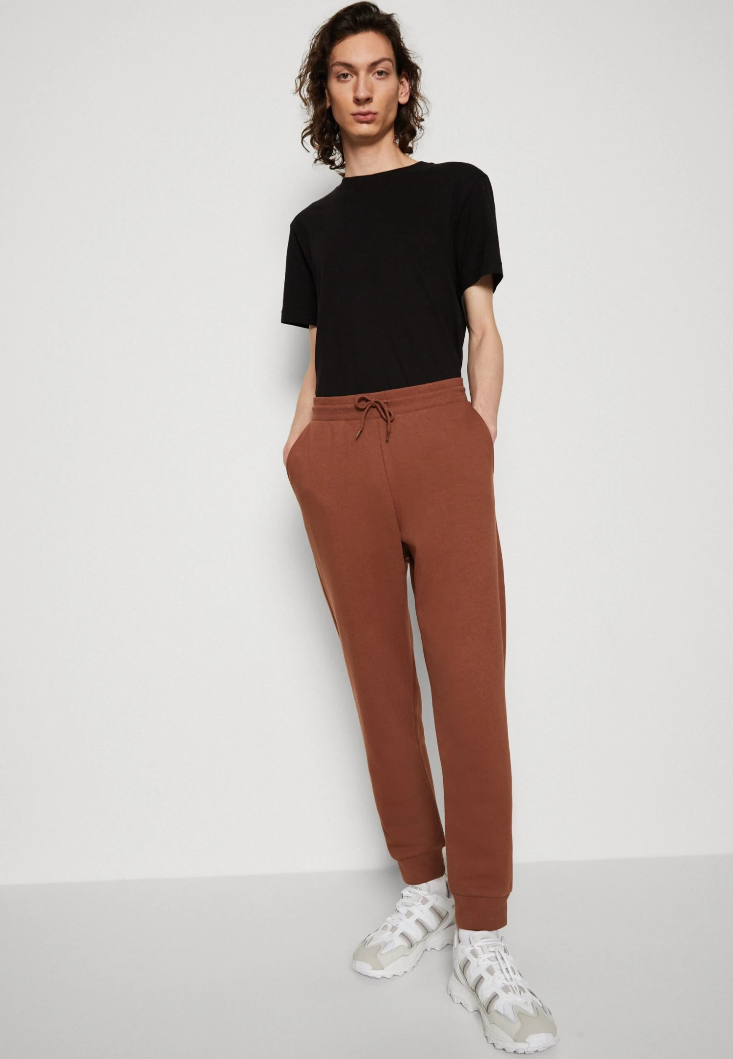 YOURTURN Unisex 2 Pack - Pantalon De Survêtement - Brown/Off-White 5 YOURTURN Unisex 2 Pack - Pantalon De Survêtement - Brown/Off-White – Image 5