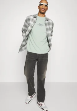 YOURTURN Unisex - T-Shirt Imprimé - Green -Yourturn Soldes Magasin cc13ef0d0e5b46b79b7e32b0cd7d484f scaled