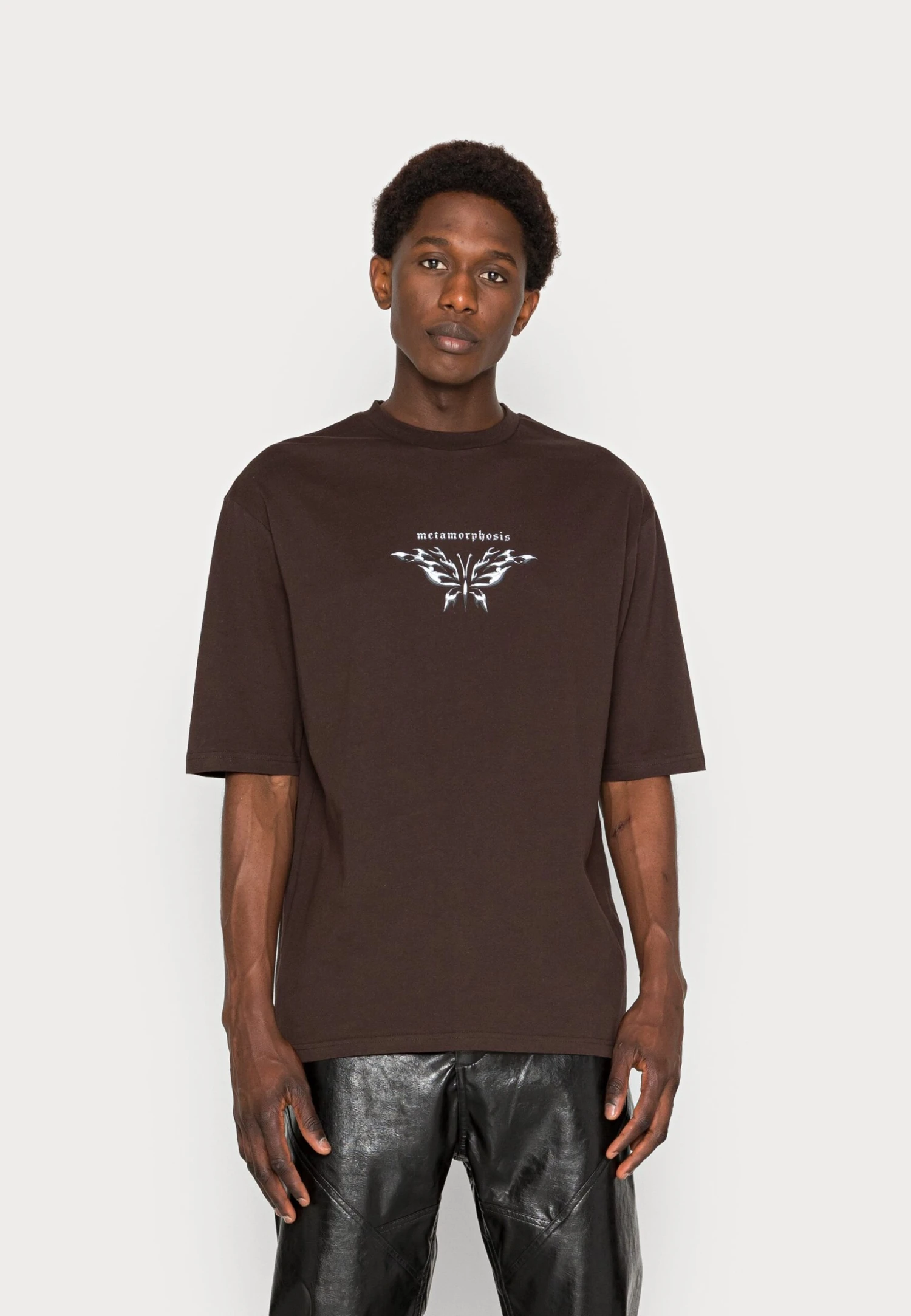 YOURTURN Unisex - T-Shirt Imprimé - Dark Brown 1 YOURTURN Unisex - T-Shirt Imprimé - Dark Brown
