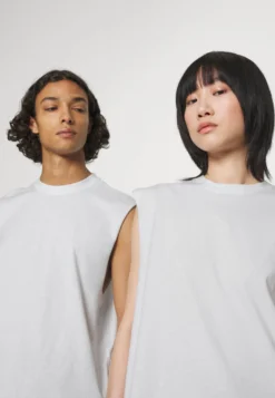 YOURTURN Unisex 2 Pack - Débardeur - White, Black -Yourturn Soldes Magasin d3a4027c44e84c578a170158298d5adc scaled