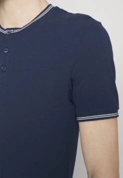 YOURTURN Unisex - T-Shirt Basique - Dark Blue -Yourturn Soldes Magasin d662d0c1b443495aa205c4ce06f22acd scaled