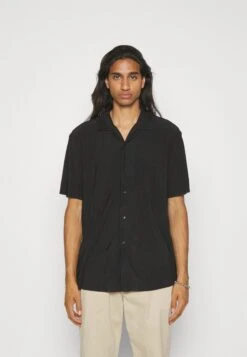 YOURTURN Plisse Shirt Unisex - Chemise - Black