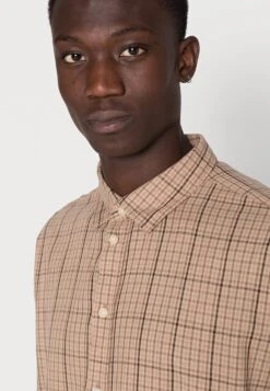 YOURTURN Unisex - Chemise - Brown 9 YOURTURN Unisex - Chemise - Brown -Yourturn Soldes Magasin e5889190af614034842d29ddc80f27cf scaled