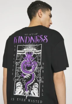 YOURTURN Dragon Graphic Tee Unisex - T-Shirt Imprimé - Black -Yourturn Soldes Magasin e95af8e6e24d4c348b5ec6e7778186a0 scaled