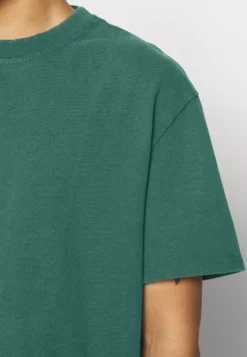YOURTURN Unisex - T-Shirt Basique - Dark Green 9 YOURTURN Unisex - T-Shirt Basique - Dark Green -Yourturn Soldes Magasin eab23c23622e4a4a91b7a080d29e9423 scaled