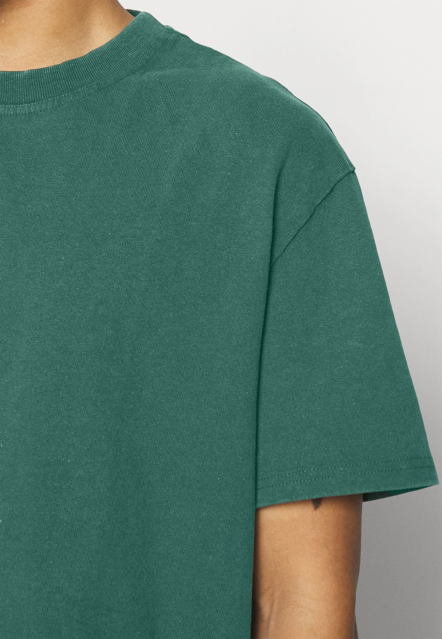 YOURTURN Unisex - T-Shirt Basique - Dark Green 5 YOURTURN Unisex - T-Shirt Basique - Dark Green – Image 5