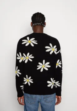 YOURTURN Pullover - Black -Yourturn Soldes Magasin f4b0c7a801764c13b7116719ecf26c75 scaled